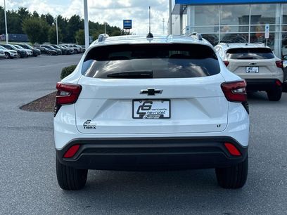 New 2026 Chevrolet Trax LT w/ Driver Confidence Package
