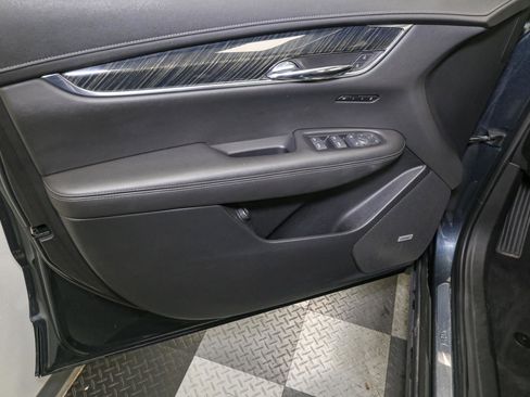 Used 2020 Cadillac XT6 Premium Luxury image 46