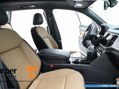 Used 2023 Volkswagen Atlas Cross Sport SE w/ Panoramic Sunroof Package AWD/4WD image 75