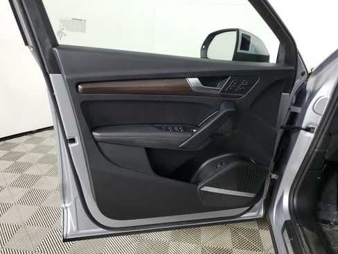 Certified 2024 Audi Q5 2.0T Premium Plus image 23