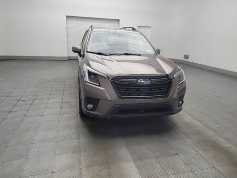 Used 2022 Subaru Forester Premium AWD/4WD image 14