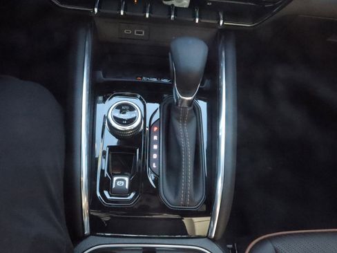 New 2026 GMC Canyon AT4 w/ Technology Plus Package image 15