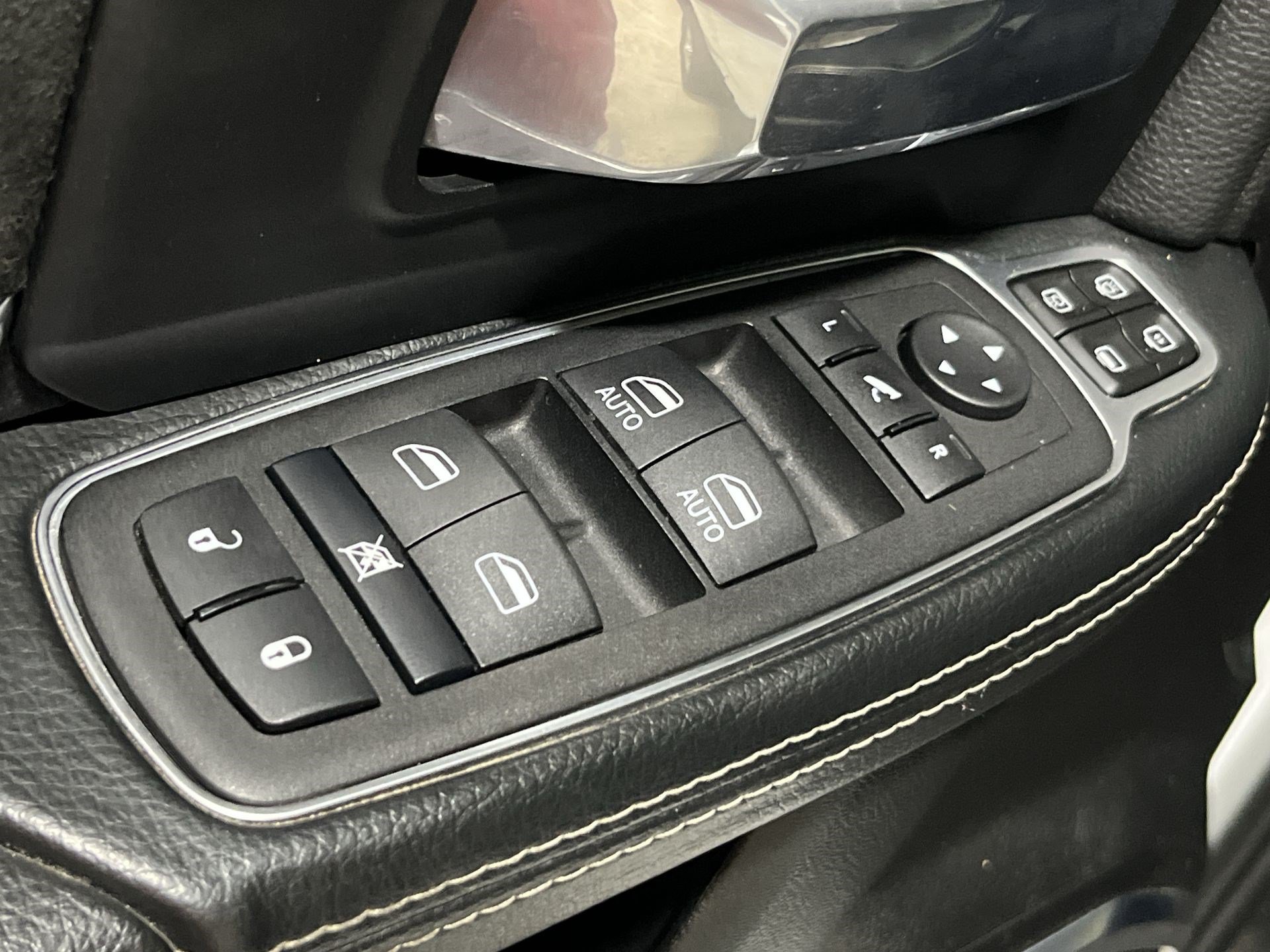 Used 2024 RAM 2500 Laramie w/ Safety Group AWD/4WD image 22