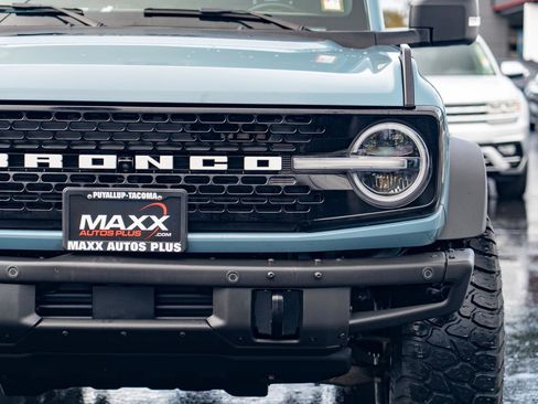 Used 2022 Ford Bronco Wildtrak image 5