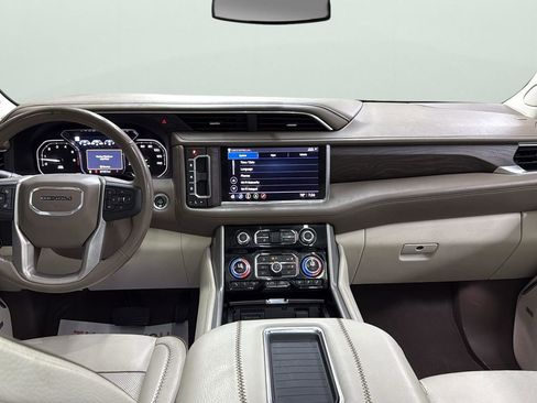 Used 2021 GMC Yukon XL Denali w/ LPO, Illumination Package image 22