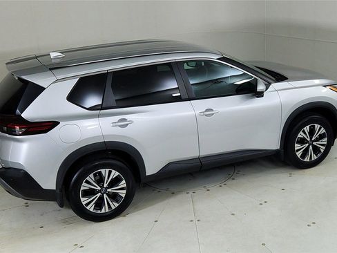 Certified 2022 Nissan Rogue SV image 23