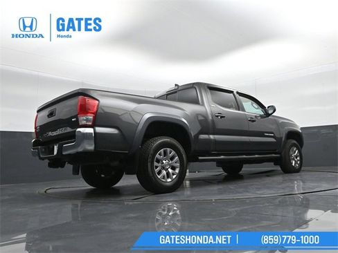 Used 2017 Toyota Tacoma SR5 image 43