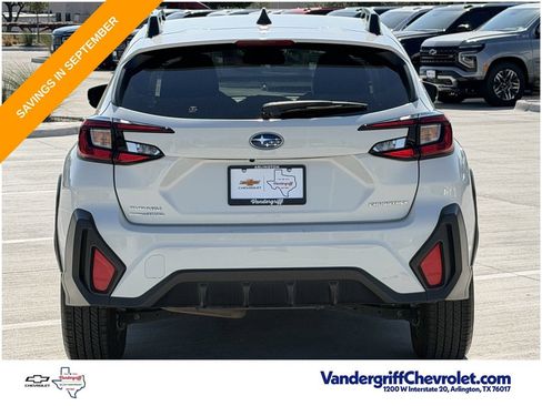 Used 2025 Subaru Crosstrek 2.5i Premium AWD/4WD image 5