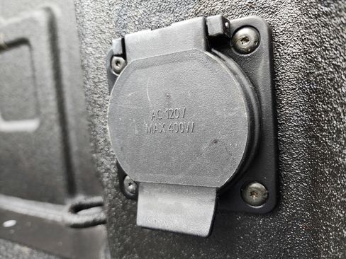 Used 2022 GMC Sierra 1500 AT4X image 35