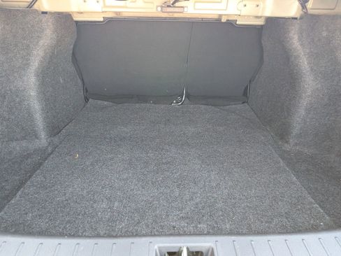 Used 2020 Nissan Versa S FWD image 13