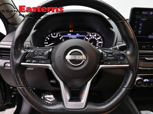 Used 2024 Nissan Altima 2.5 SL AWD/4WD image 10
