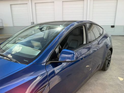 Used 2022 Tesla Model Y Long Range AWD/4WD image 15