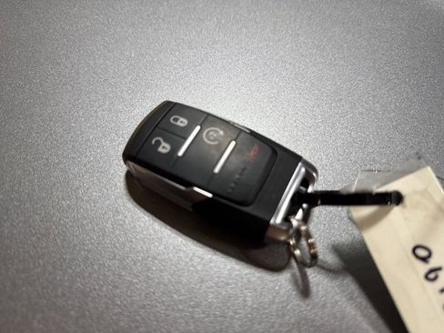 Used 2022 RAM 2500 Big Horn w/ Night Edition image 28