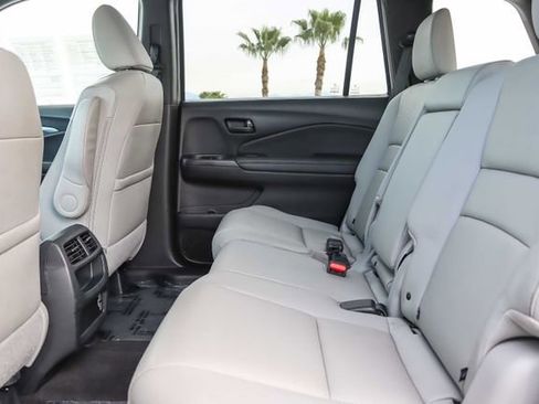 Certified 2023 Honda Passport EX-L image 19