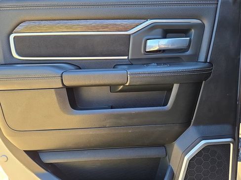 Used 2020 RAM 2500 Laramie AWD/4WD image 19