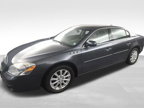 Used 2010 Buick Lucerne CX image 3