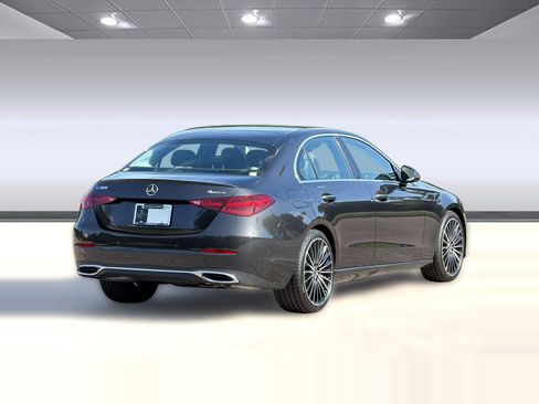 Used 2026 Mercedes-Benz C 300 4MATIC Sedan image 9