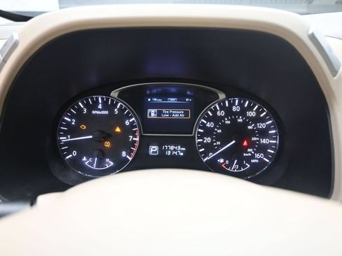 Used 2014 Nissan Pathfinder Platinum w/ Platinum Premium Package AWD/4WD image 10