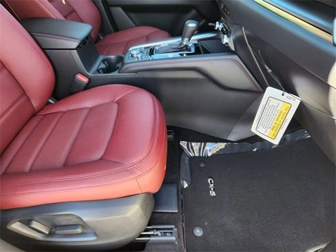 New 2025 MAZDA CX-5 Carbon Edition image 15