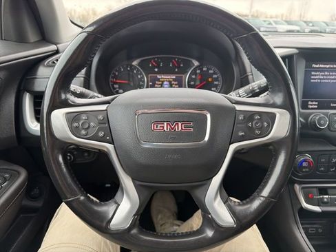 Used 2022 GMC Terrain SLT image 40