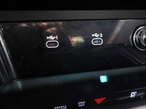 Certified 2025 Audi Q5 Prestige AWD/4WD image 32