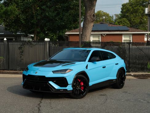 Used 2024 Lamborghini Urus Performante AWD/4WD image 35