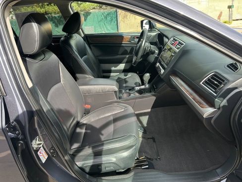 Used 2015 Subaru Outback 3.6R Limited image 19