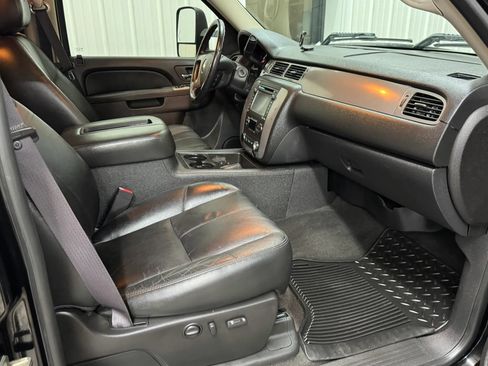 Used 2012 Chevrolet Silverado 3500 LTZ w/ LTZ Plus Package AWD/4WD image 15