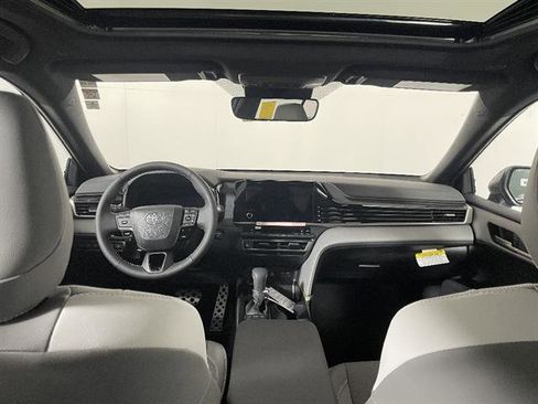 New 2026 Toyota Camry SE image 12