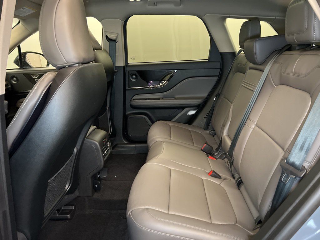 New 2025 Lincoln Corsair Grand Touring w/ Equipment Group 302A AWD/4WD image 29