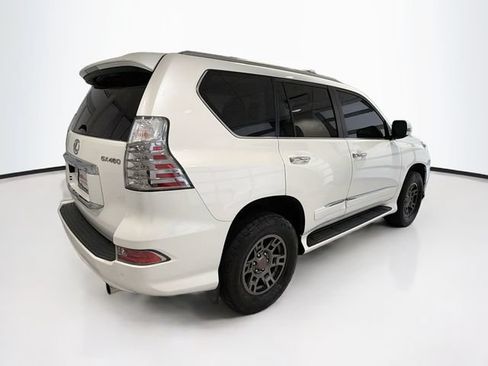 Used 2017 Lexus GX 460 Luxury AWD/4WD image 6