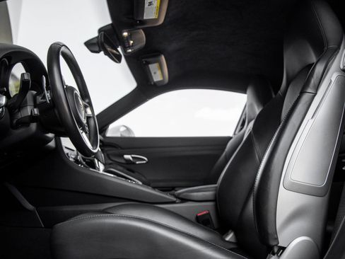Certified 2018 Porsche 911 Carrera 4 GTS AWD/4WD image 24