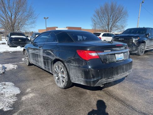 Used 2013 Chrysler 200 S image 4