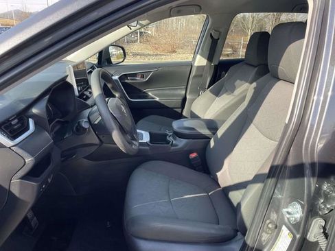 Used 2024 Toyota RAV4 XLE image 21