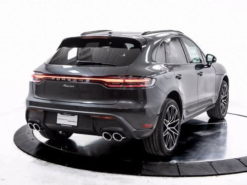 Certified 2025 Porsche Macan image 7