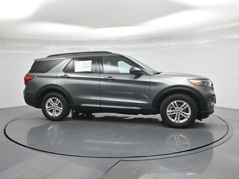 Certified 2023 Ford Explorer XLT RWD image 27
