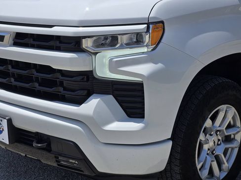 Used 2025 Chevrolet Silverado 1500 RST w/ Convenience Package II AWD/4WD image 9