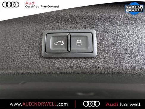 Certified 2024 Audi Q3 2.0T Premium w/ Convenience Package image 17