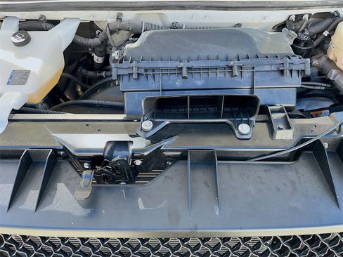 Used 2023 Chevrolet Express 2500 w/ Driver Convenience Package image 29