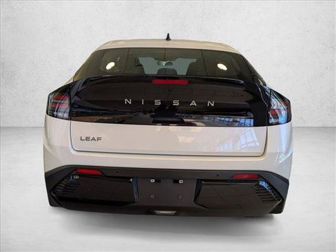 New 2026 Nissan Leaf SV+ w/ Floor Mat Package (SV+) FWD image 7