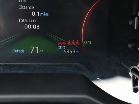 Used 2025 Toyota RAV4 XLE image 4