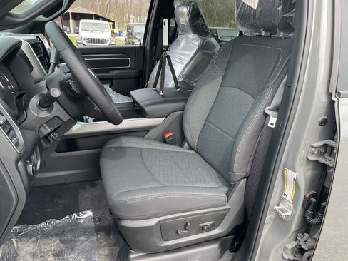 New 2026 RAM 3500 Big Horn AWD/4WD image 11