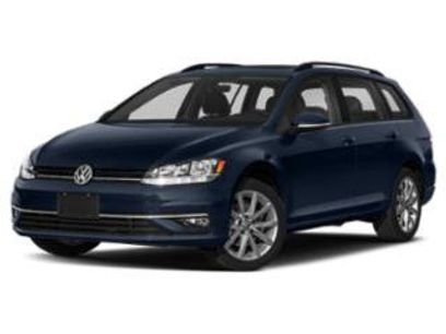 Used 2018 Volkswagen Golf SE