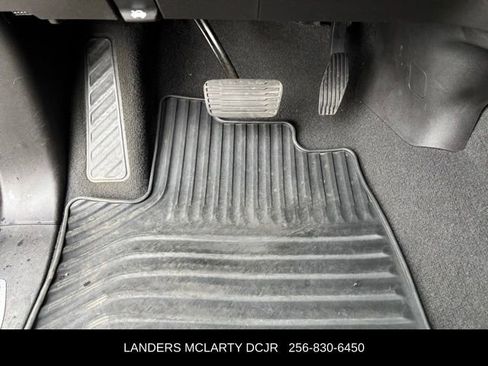 Used 2022 Chevrolet Silverado 1500 LT image 21