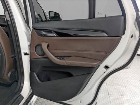 Used 2016 BMW X1 xDrive28i AWD/4WD image 19