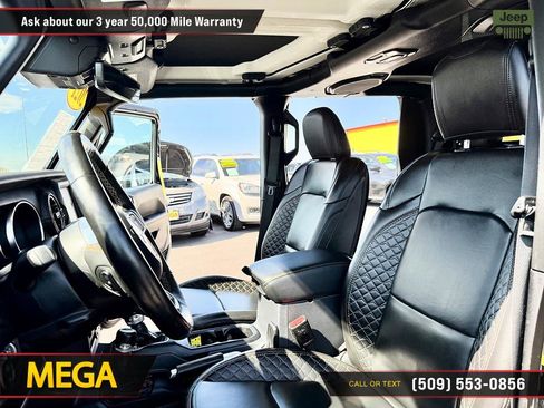 Used 2021 Jeep Gladiator High Altitude AWD/4WD image 15
