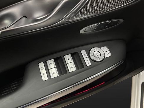 Used 2025 Genesis GV70 2.5T w/ Sport Prestige Package image 29