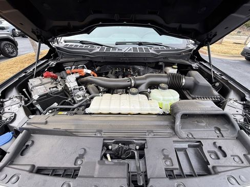 Used 2024 Ford F150 Lariat w/ Tow/Haul Package image 32