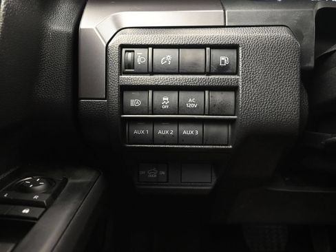 Used 2025 Toyota Tacoma TRD Off-Road w/ TRD Off Road Upgrade Package AWD/4WD image 24