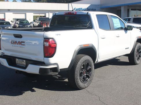 New 2025 GMC Canyon Elevation w/ Convenience Package image 7